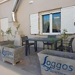 Loggos Apartament *